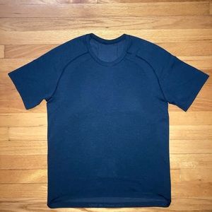 Lululemon Metal Vent Tech Tee 2.0 - Navy (M)